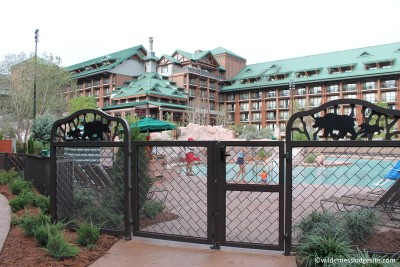 Fence at WLPool3